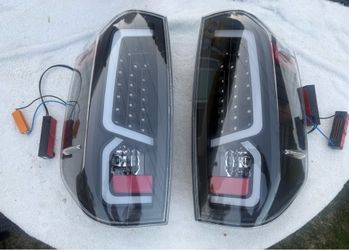14-21 Toyota Tundra Black LED Bar Tail Lights