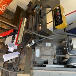 Industrial Bandsaw