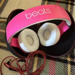 Beats Studio, Headphones