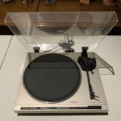 VINTAGE PIONEER PL-220 TURNTABLE