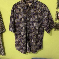 Men’s Short Sleeve Shirt (size L)