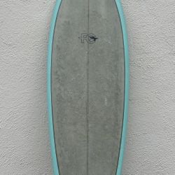 5’4 FCD FISH SURFBOARD