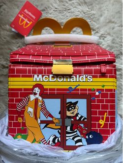 McDonalds backpack / mochila McDonalds  $70/ happy meal