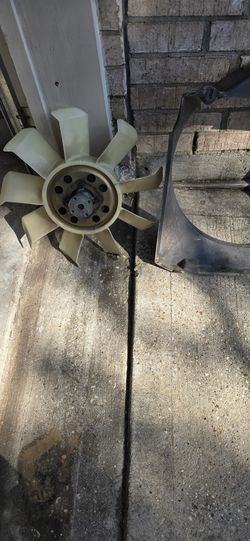 87-93 Fox Body Fan Shroud,Fan,FanClutch,Coolant Reservoir