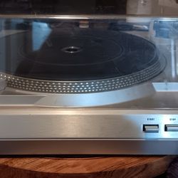 Dual CS 1268 Turntable