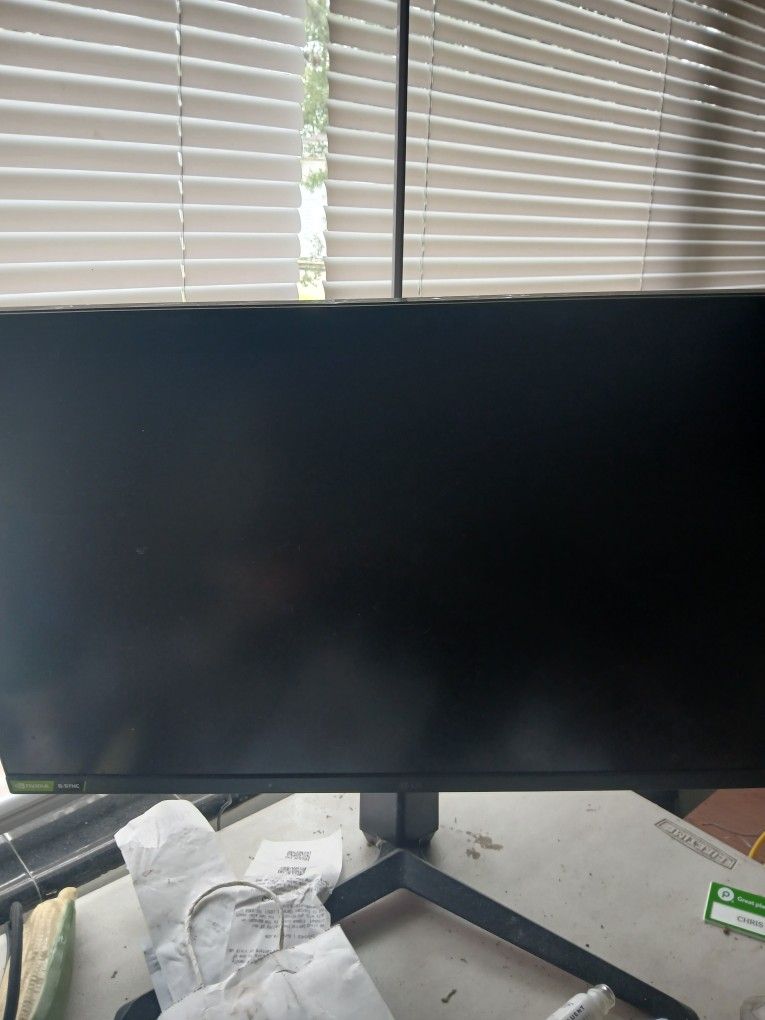LG - UltraGear 27” Nano IPS QHD 1-ms G-SYNC Compatible Monitor with HDR