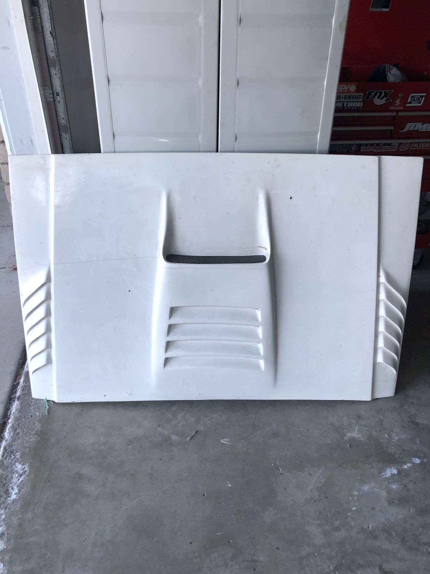 Jeep Cherokee xj hood fiberglass louvers and hood scoop