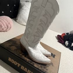 White Leather boots 