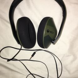 Microsoft Original Xbox One Armed Forces Stereo Headset 5F4-00001