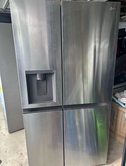 Refrigerator (LG)
