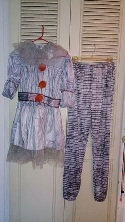 Pennywise Clown Halloween Costume Two-Piece with gloves.
