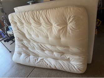 Queen futon