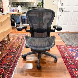 Herman Miller Aeron Size B