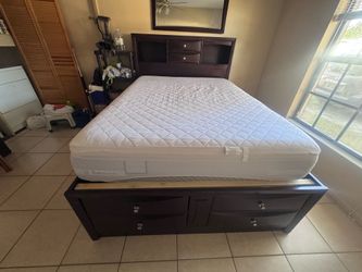 Queen 8 Piece Dark Cherry Wood w/Mattress Bedroom Set $1000. O.B.O