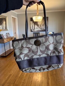 Coach shoulder Bag