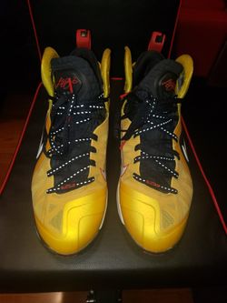 Taxi Cab LeBron Like New Sz 12