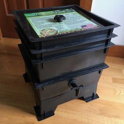 Worm Factory Composting Multi Tier Bins With Stand and Drain