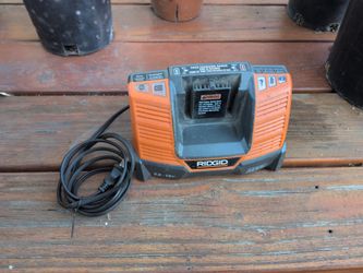 Ridgid  Dual Chemistry 9.6 V-18V Charger