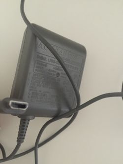 DS AC adapter