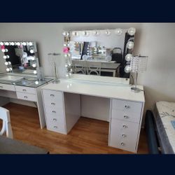 Brand New Vanity Set Solid Wood Diamond Knobs Large Drawers Smooth Rails 59 x 23 1/2 x 31H Hollywood Mirror  15 LED Builbs Adjustable Brightness Mirro