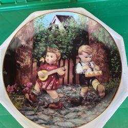 HUMMEL PLATE VINTAGE 
