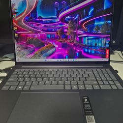 Lenovo Yoga Pro 9i 16" Touchscreen Laptop - 32GB Memory 1TB SSD