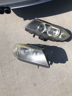 2011 BMW 328i headlights