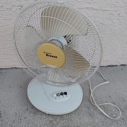 Hawaiian Breeze Table Fan