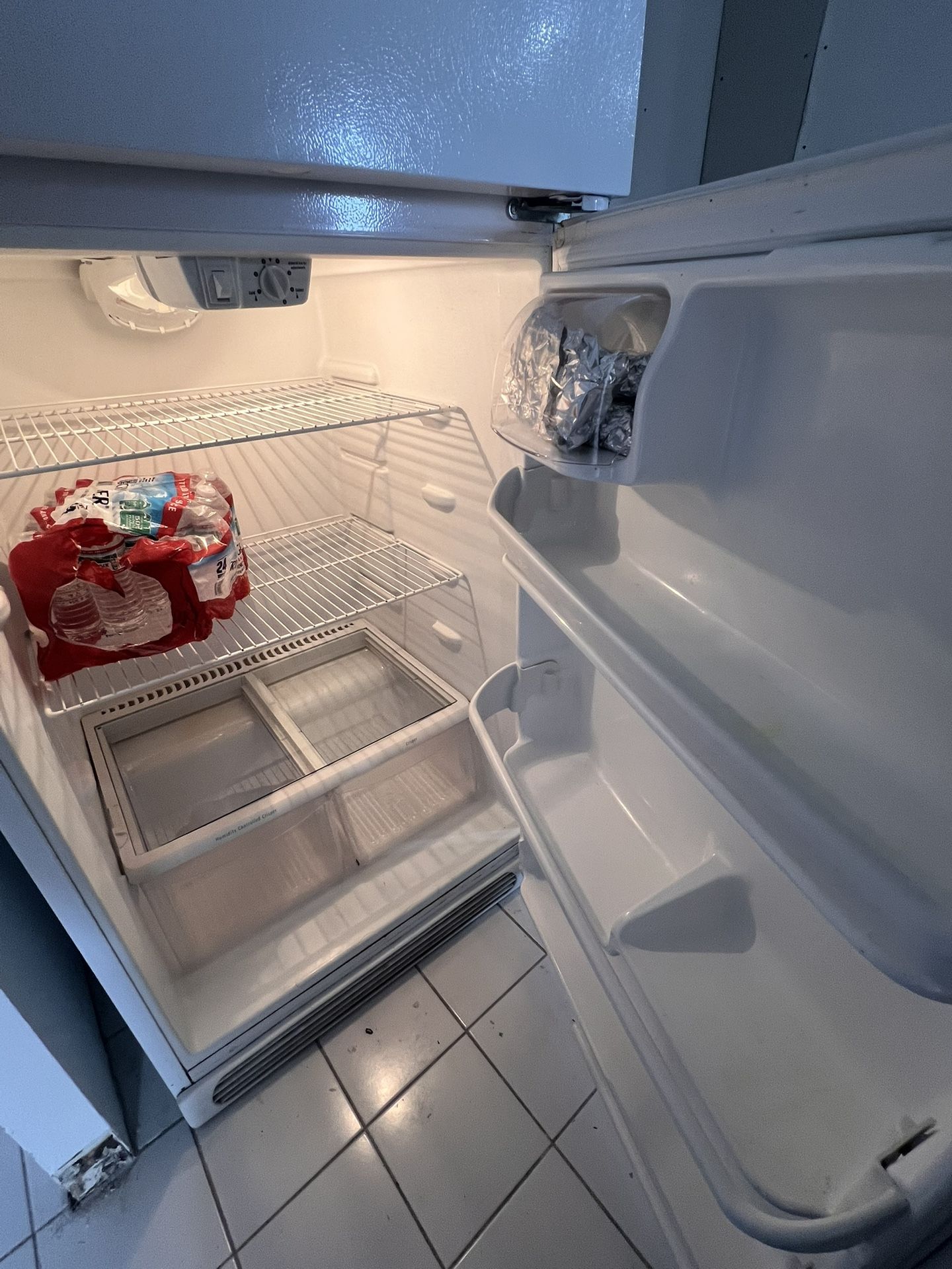 Top Freezer Frigidaire Fridge