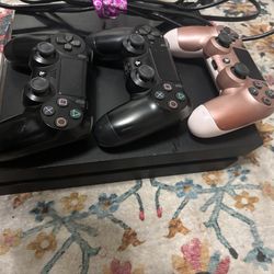PlayStation 4 slim