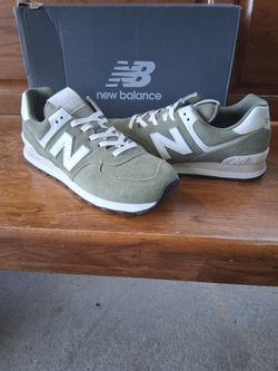 New Balance size 10Men