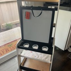Kid’s Art Easel