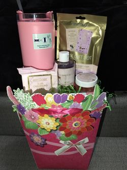 Mothers Day Gift Basket 