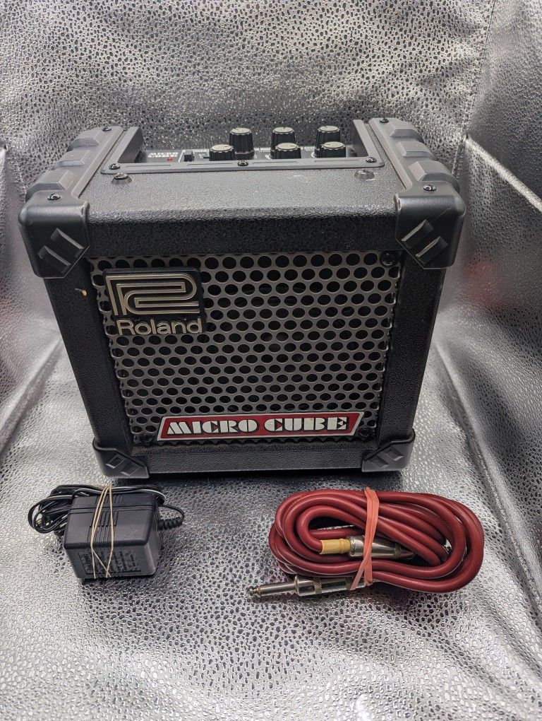 ROLAND M:MICRO CUBE AMPLIFIER 