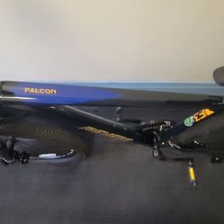 Falcon Revere Bike Brand New Never Used