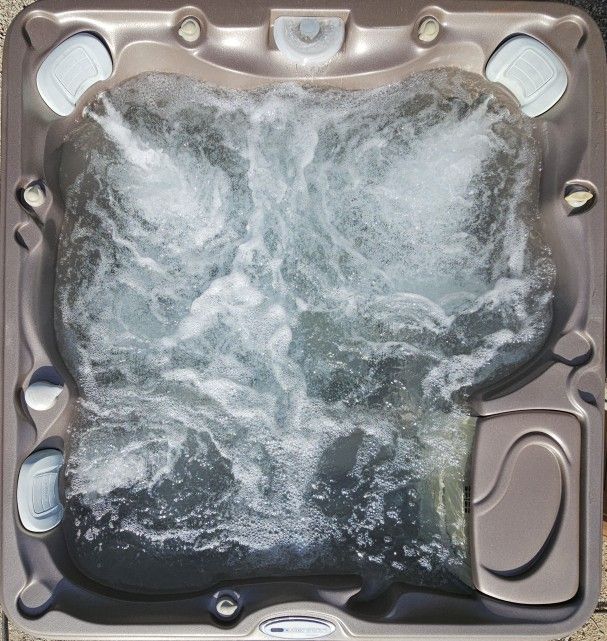 powerful 2008 Sundance Hot tub/Spa/Jacuzzi Sale