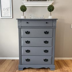 ✨🩶Beautiful Solid Pine Dresser🩶✨