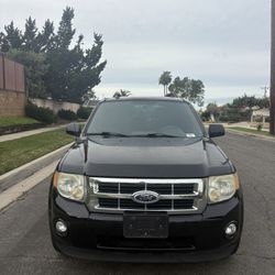 Ford Escape XLT (Flex fuel gas saver)