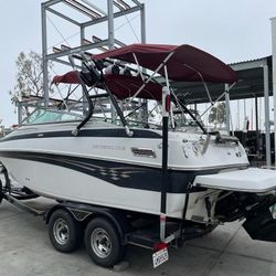 2005 Crownline 220 CCR