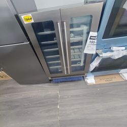 summitz wine cooler new open box 24 inches wide warranty..ready to deliver $1250..special prices ready to deliver..301 saundview ave bronx NY 10473