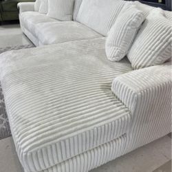 AP- Fluffy 3 Piece Sectional Couch With Chaise/ Fast Delivery - Financing 