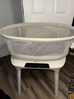 4moms like new bassinet $85