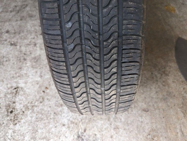225/65R16 FIRESTONE TIRE