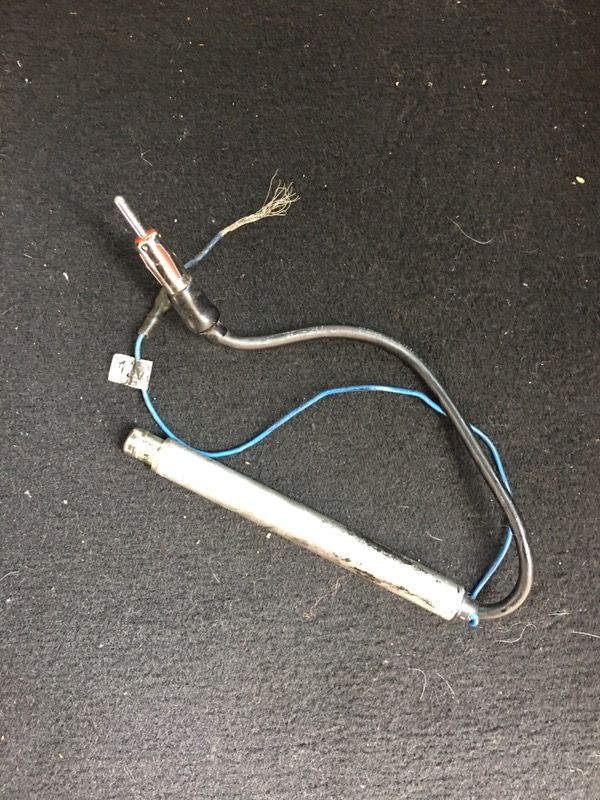 Audi/ Volkswagen powered antenna adapter