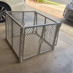 Fence Or Gate For Pet Or Kids 
