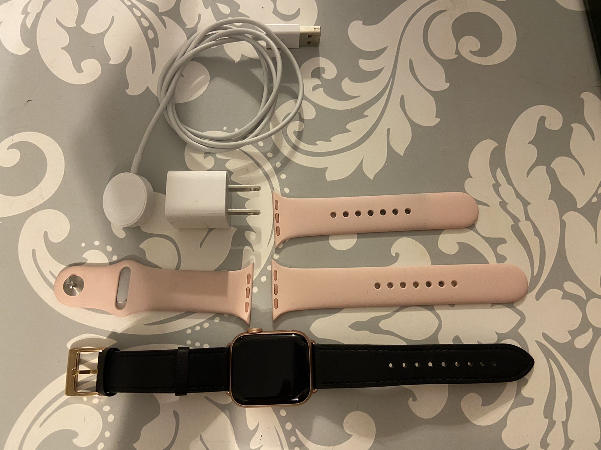 Apple Watch Series 5 40 mm Rose Gold Cellular/GPS