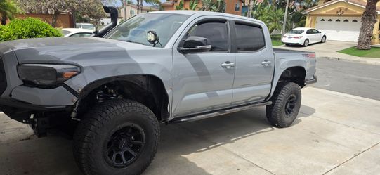 2018 toyota tacoma trd off road 4x4 SALVAGE