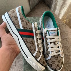 Gucci shoes Men 