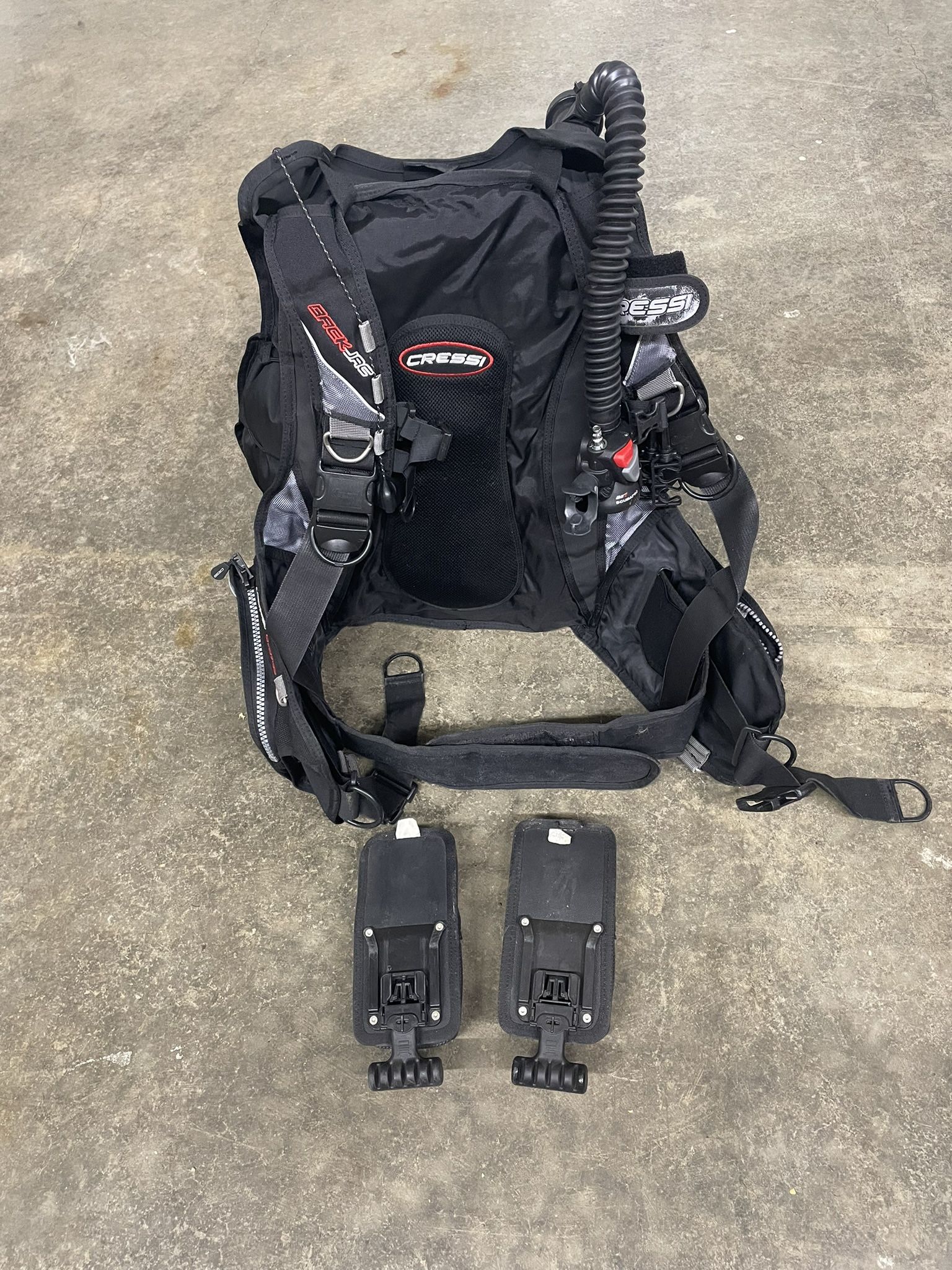 Cressi Buoyancy Compensator, SCUBA tanks, Weights, Misc