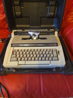 Smith Corona Electra 210